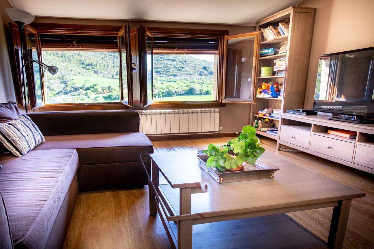 Turisticos Mallos De Huesca Apartment